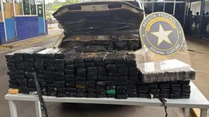 Puente de la Amistad: Video muestra desesperada fuga de paraguayo tras hallazgo de 130 kilos de droga