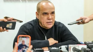 Bachi presentará proyecto “Antidespilfarro” que prevé un “shutdown” parcial del Estado por déficit fiscal