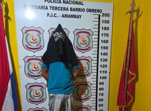 PJC: Un hombre buscado por extorsión se presenta en una comisaría y queda detenido