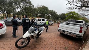 Atrapan en PJC a un brasileño con moto robada tras persecución desde Ponta Porã