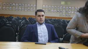 Fiscalía pide 12 años de cárcel para Hernán Rivas por ser “abogado falso”