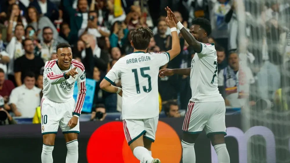 El Real Madrid vence al Leipzig y logra su tercer triunfo en la Champions