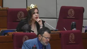 Opositores se jactan de victoria en Asunción y dicen que Yamil estaría fuera del país “sin pasaje de vuelta”
