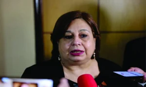 Auditorías y denuncias marcaron la gestión de Esperanza Martínez en Salud Pública
