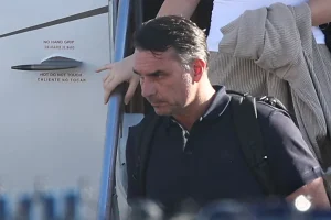 Flávio Bolsonaro llegó a Florida tras escala en Ecuador