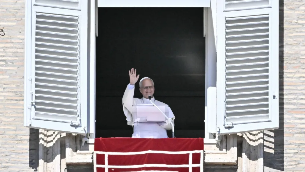 El papa anunció que se someterá a una operación de pulmón en los próximos días