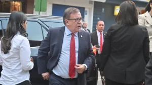 Nicanor advierte que la percepción negativa del Gobierno puede costarle a la ANR