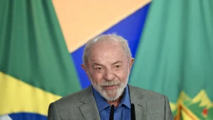 Congreso de Brasil aprueba reducir semana laboral, una promesa de Lula antes del balotaje