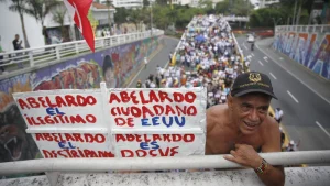 Miles de colombianos protestan en el primer paro nacional del Gobierno de De la Espriella
