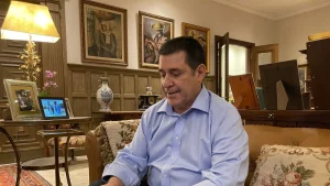 Horacio Cartes anuncia que Honor Colorado no presentará candidatura para internas del 2027